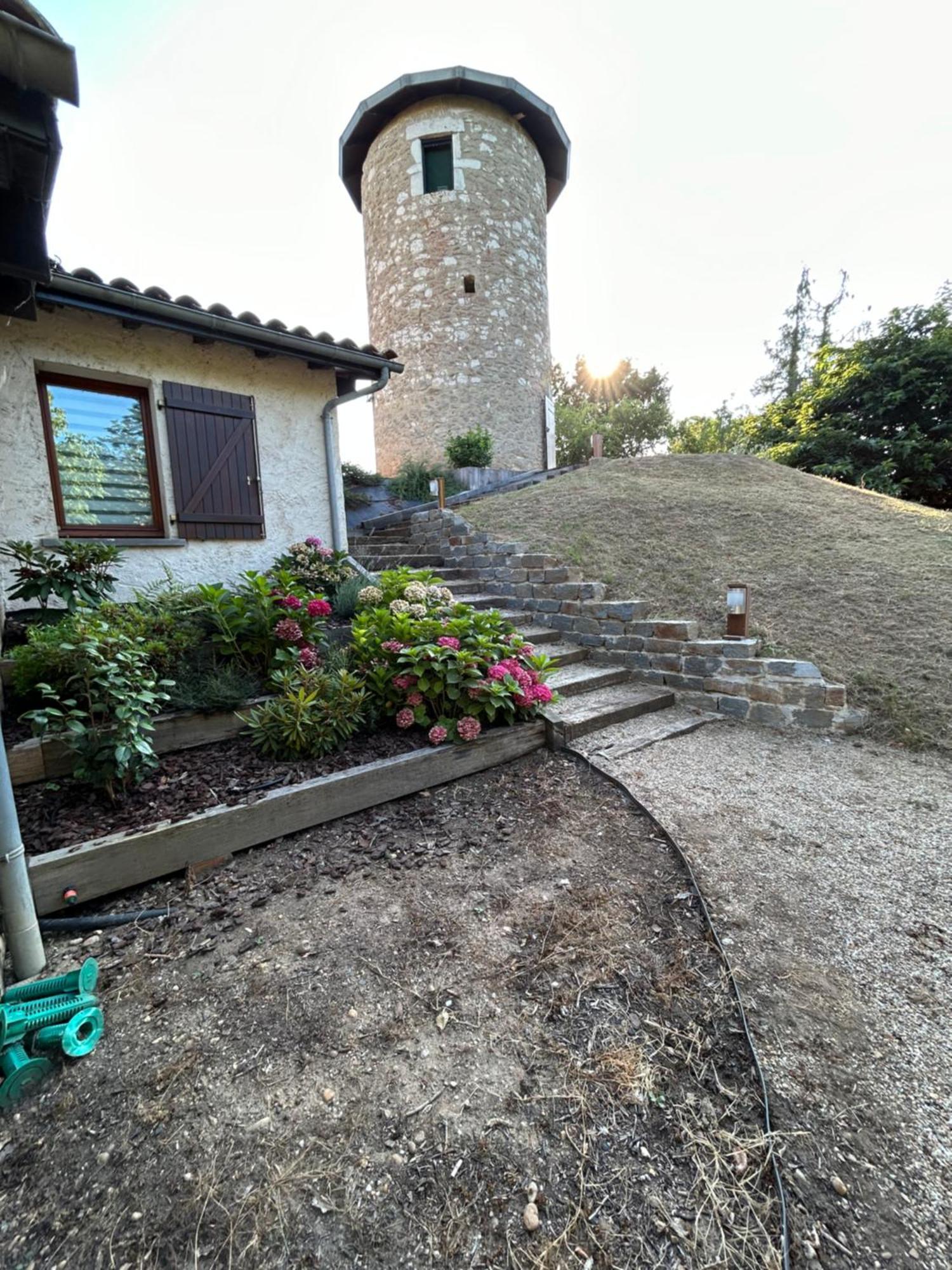 Ferienwohnung Moulin A Vent De Prentygarde En Dordogne Vélines Exterior foto